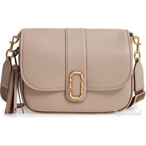 Marc Jacobs Interlock Courier Crossbody Messenger Bag Taupe Brown.
